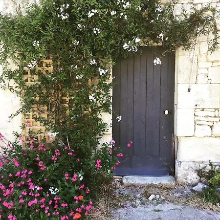 Maison Renovee En Tuffeau 度假居 勒皮圣母院